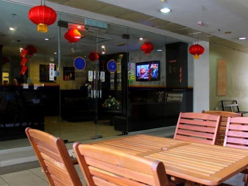 Switz Paradise Hotel - 5 Minute Walk To Centre Point And 10 Minute Walk To Waterfront- Kota Kinabalu Bagian luar foto