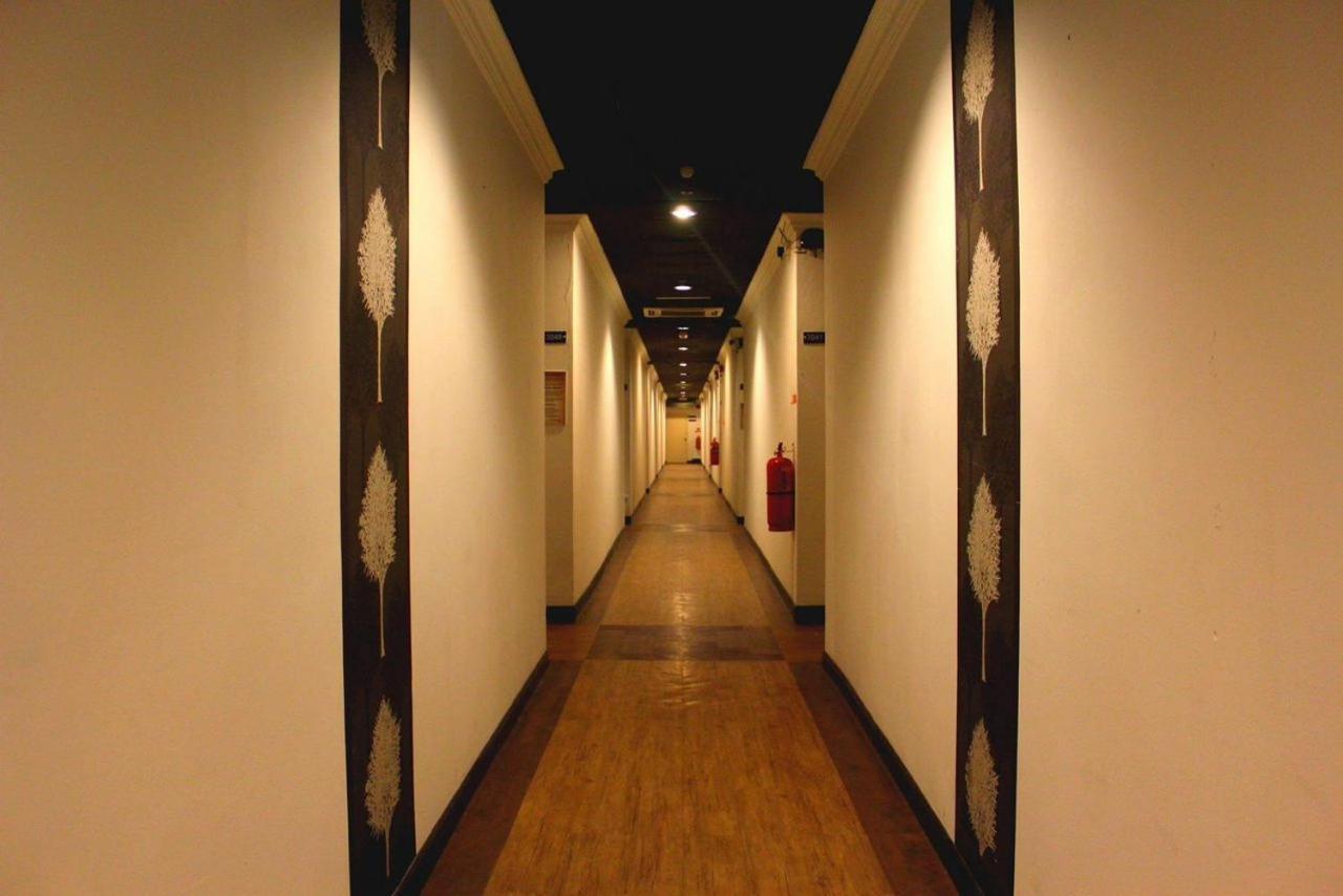 Switz Paradise Hotel - 5 Minute Walk To Centre Point And 10 Minute Walk To Waterfront- Kota Kinabalu Bagian luar foto