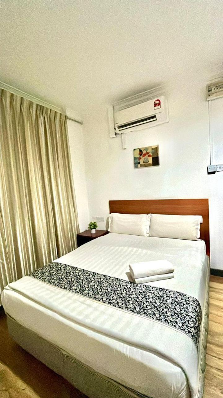 Switz Paradise Hotel - 5 Minute Walk To Centre Point And 10 Minute Walk To Waterfront- Kota Kinabalu Bagian luar foto
